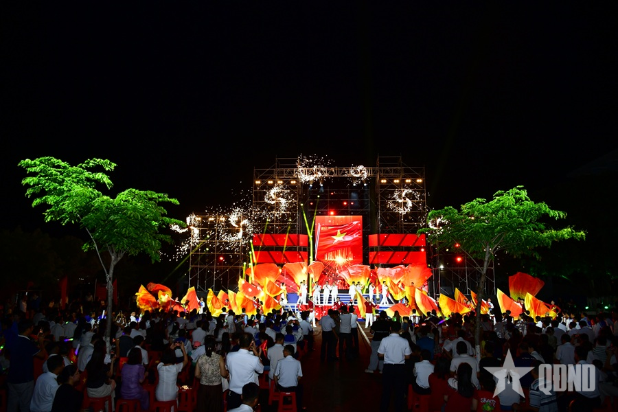 Chương trình nghệ thuật đặc biệt với chủ đề “Biển - Mặt đất và bầu trời”